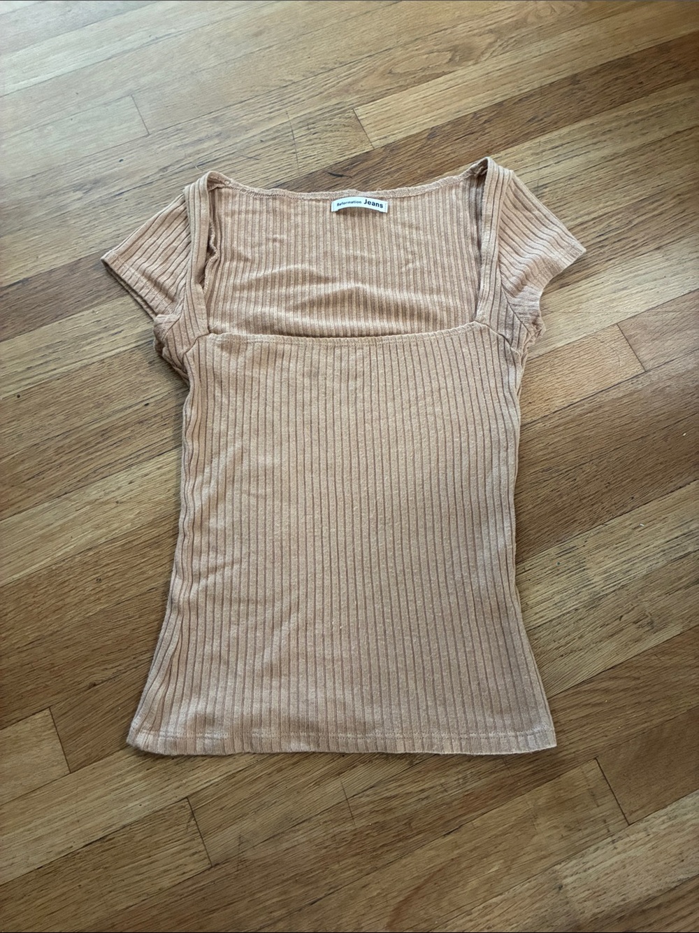 Reformation bardot to Ribbed Square-Neck Short Sleeve